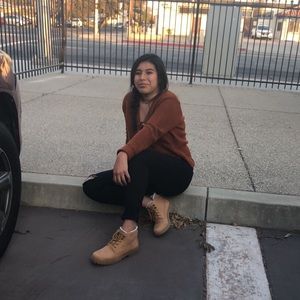 Meet your Posher, Karen